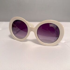 Fashion Sunglasses White Chunky Swirl